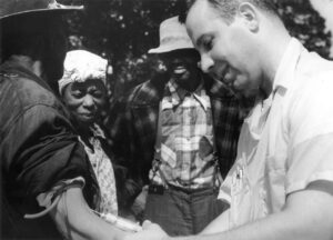 GOVERNMENT - DECLASSIFIED: Tuskegee: The 40-Year Medical Experiment